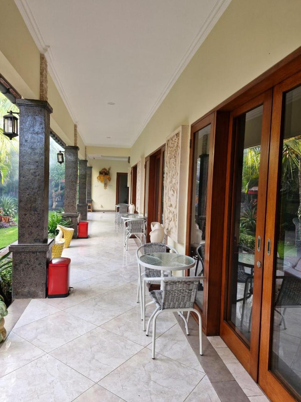 Sari Ayuning Nusa Guest House Нуса-Лембонган Экстерьер фото