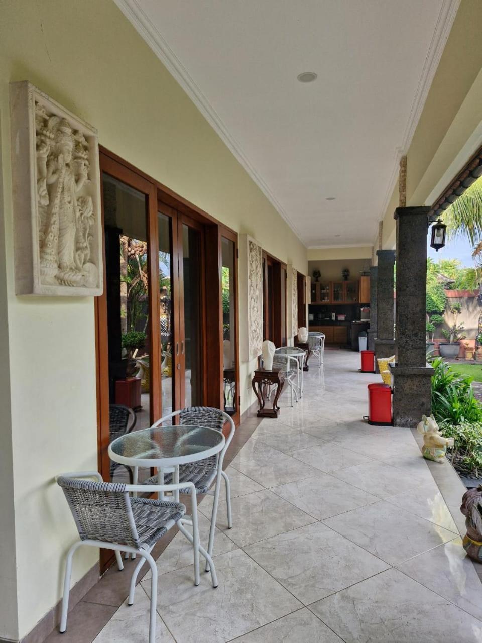 Sari Ayuning Nusa Guest House Нуса-Лембонган Экстерьер фото