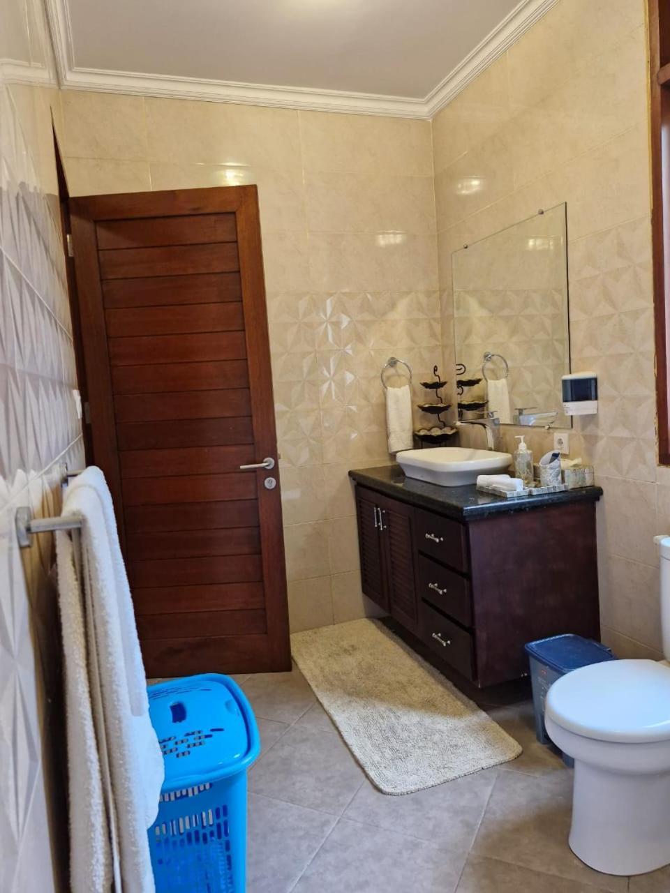 Sari Ayuning Nusa Guest House Нуса-Лембонган Экстерьер фото